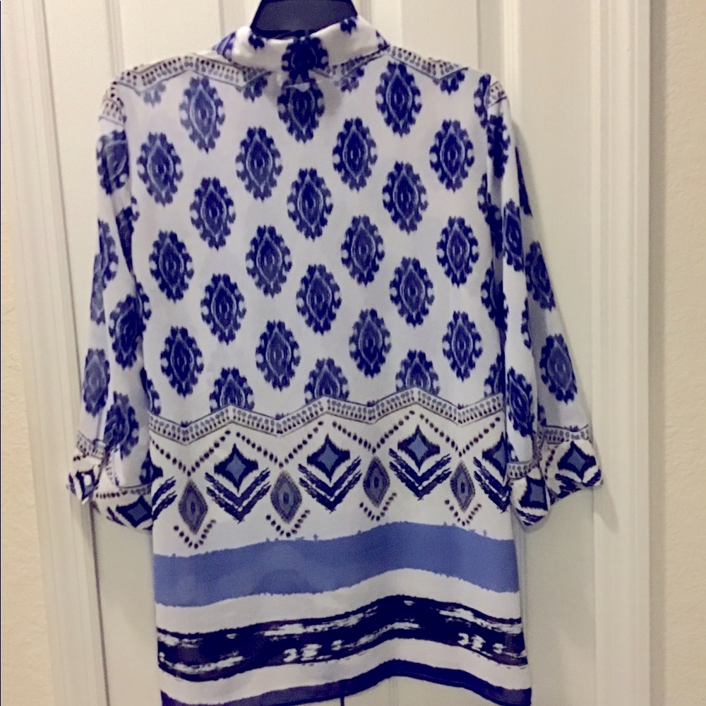 Chico’s Blouse - Picture 2 of 9